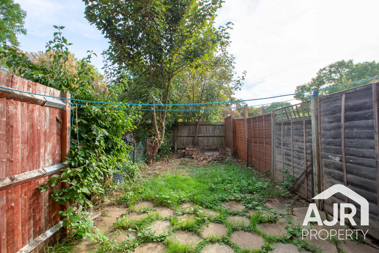 Haldane Road, London, SE28, photo 7