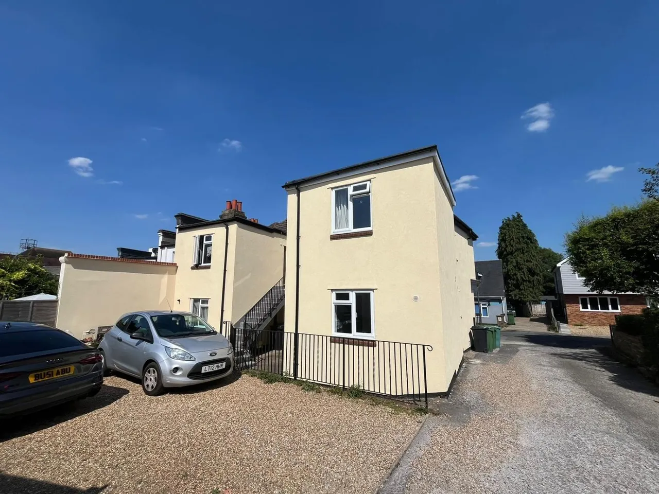 2 bed flat for sale, Rectory Lane, Ashtead, KT21