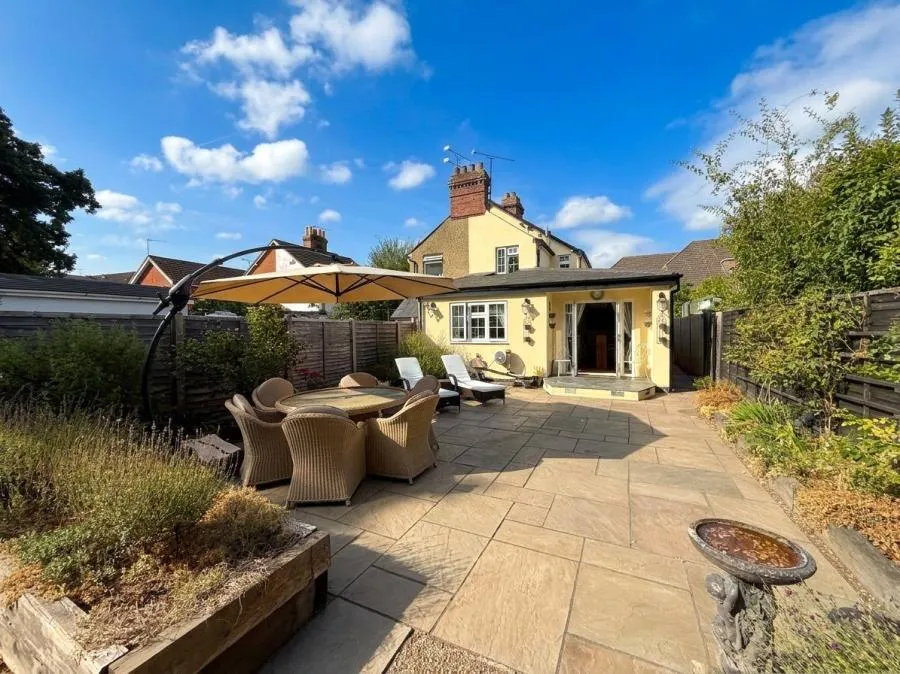 Vale Road, Camberley, GU15, photo 16