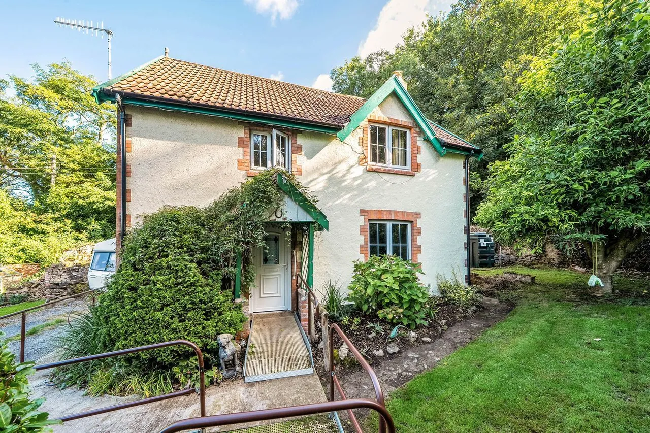 Hale Coombe, Sidcot, BS25, photo 4