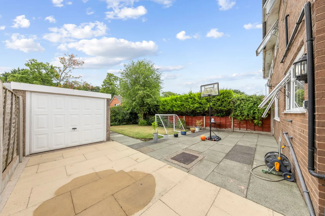 Cuerdon Drive, Thelwall, Warrington, Warrington, WA4 3JU, photo 14