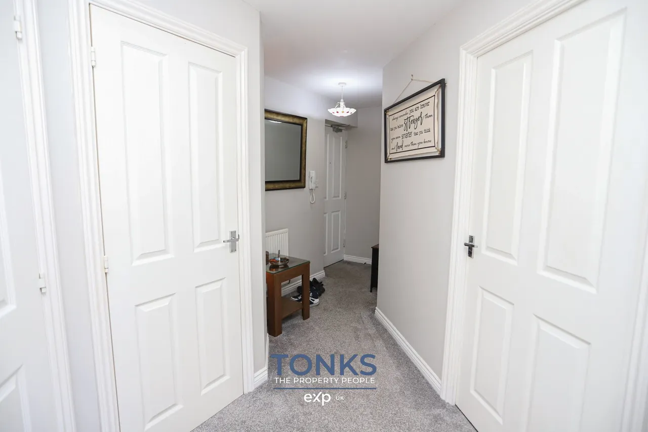 Century Way, Halesowen, B63, photo 13