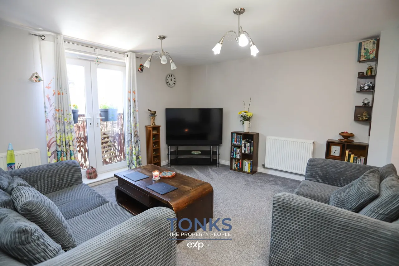 Century Way, Halesowen, B63, photo 2