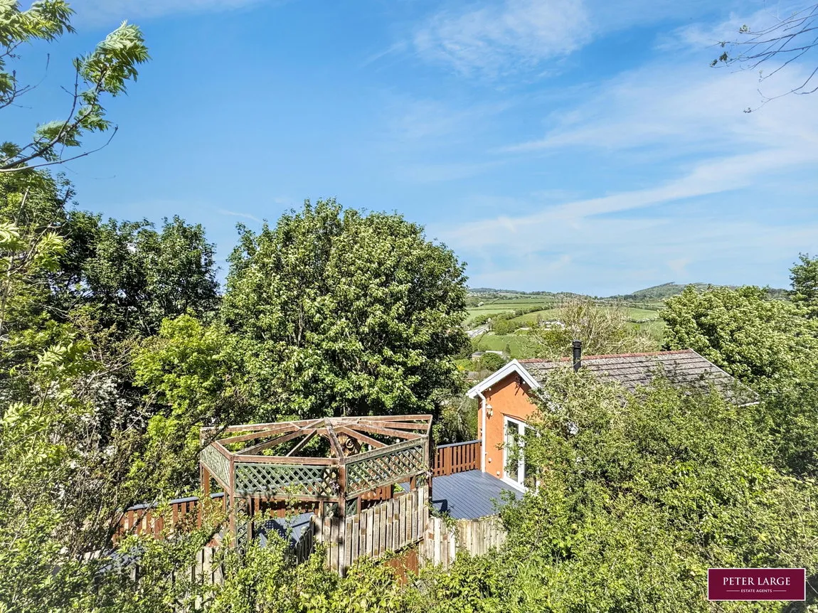 Hiraddug Road, Dyserth, Dyserth, Denbighshire, LL18 6HS, photo 13