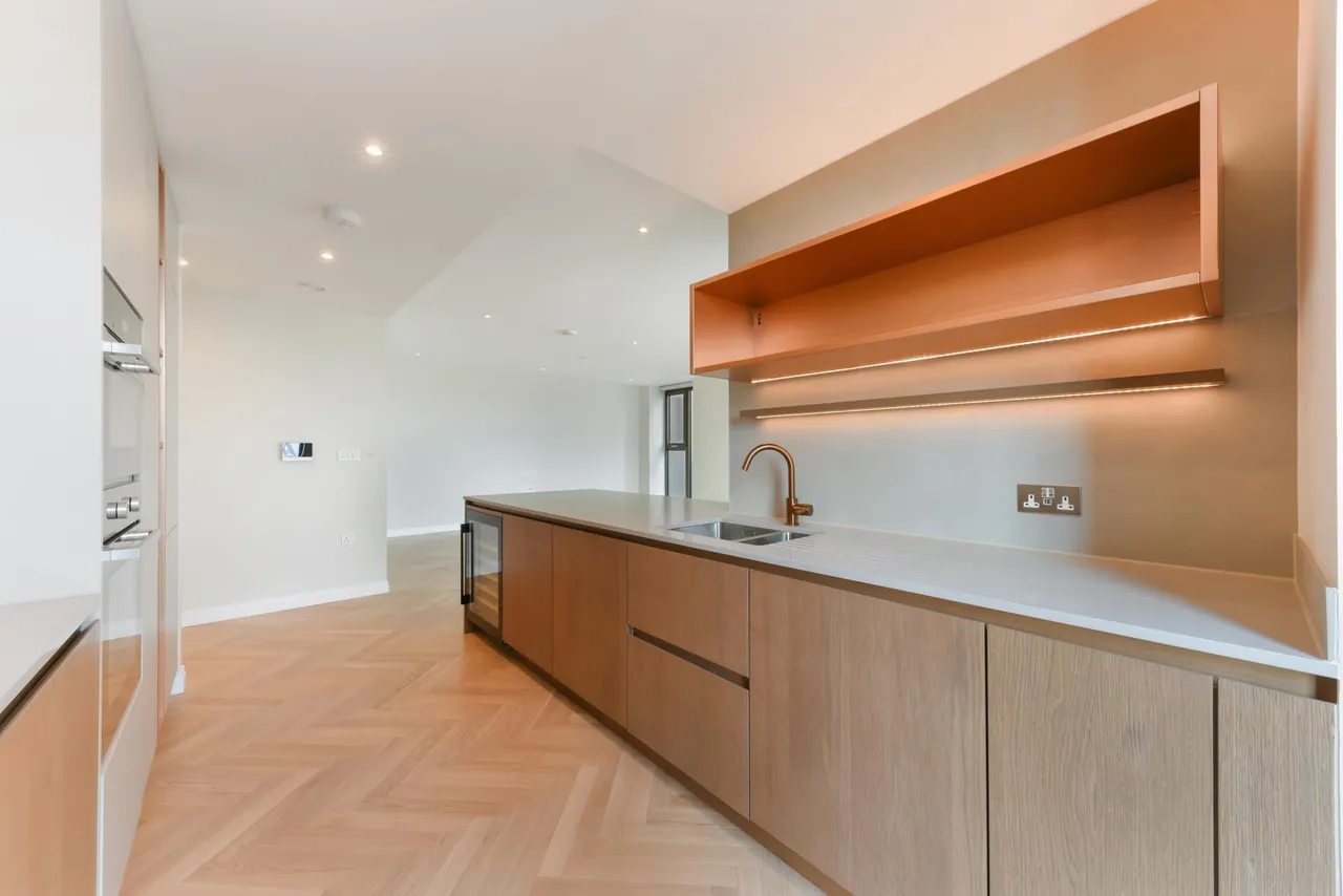 Saxon House, Kings Road Park, SW6, photo 5
