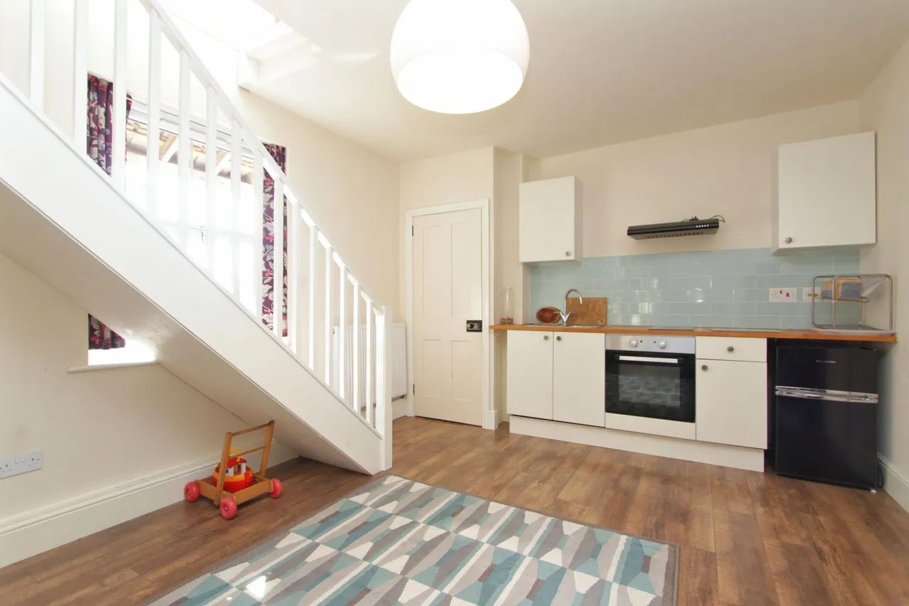 New Road, Tytherington, photo 12
