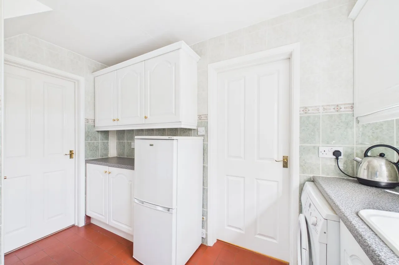 Elm Grove, York, YO31, photo 7