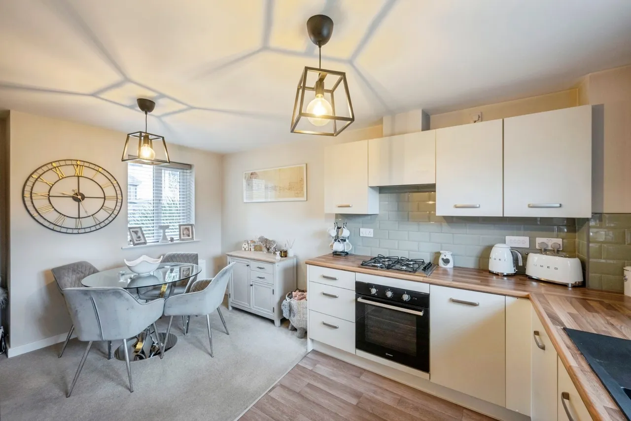 Roberts Road, Edlington, Doncaster, South Yorkshire, DN12, photo 6