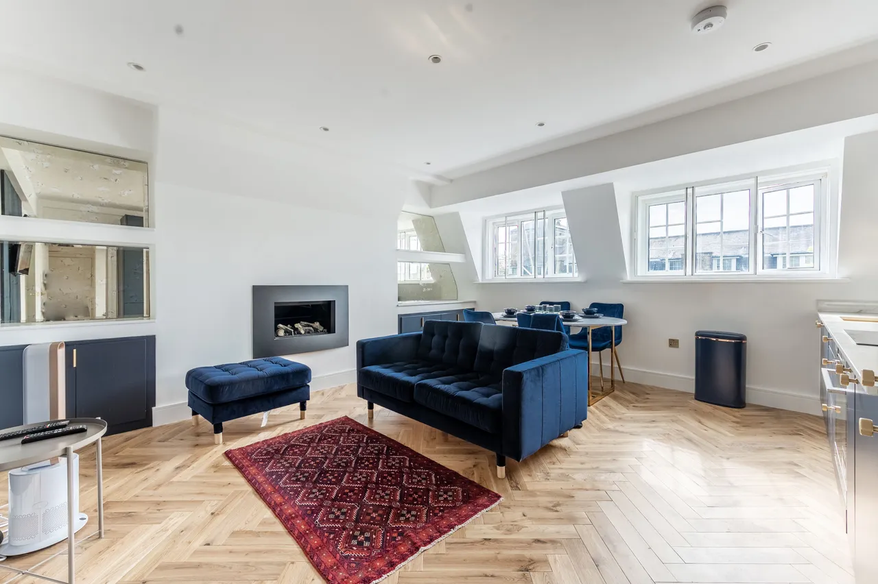 1 bed flat to rent — 35 Mulberry Close, Beaufort Street, London