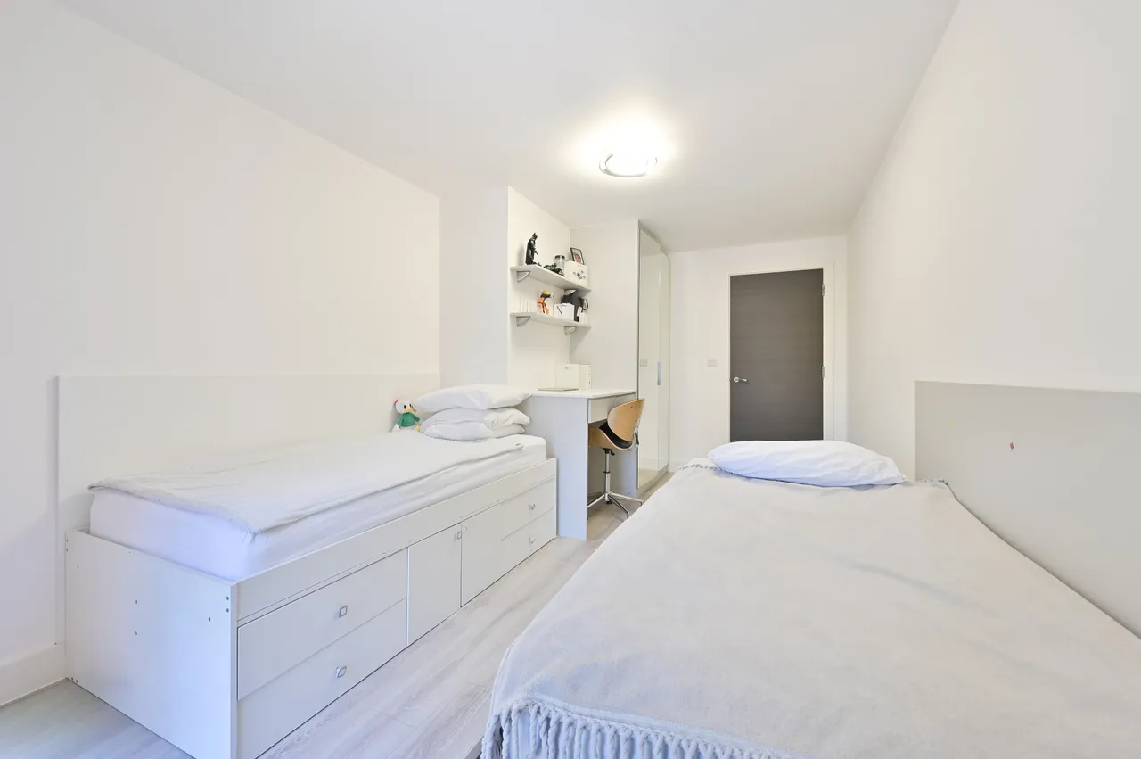 Harrow, HA3, photo 10