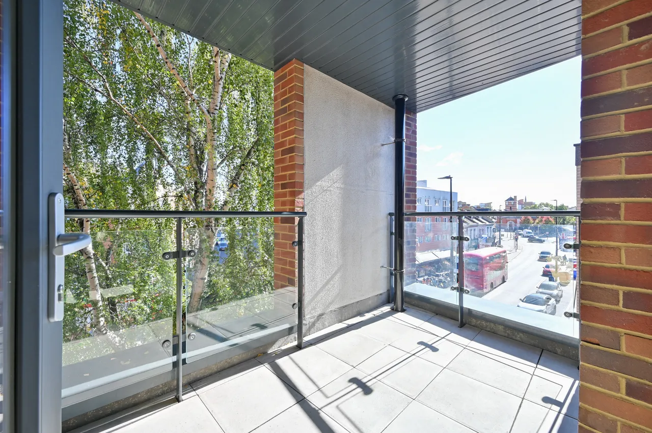 Harrow, HA3, photo 8
