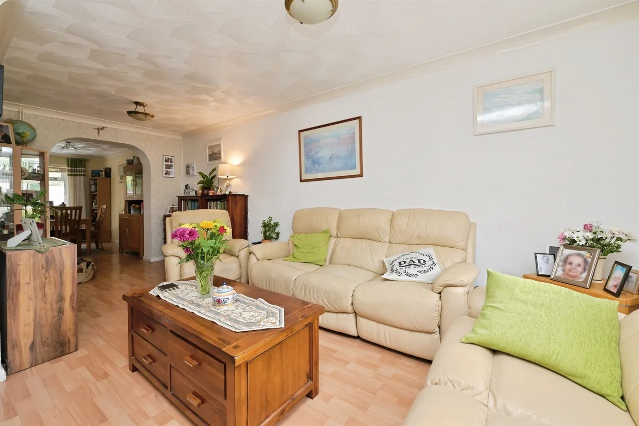 3 bed house for sale, Paulsgrove Peterborough, PE2