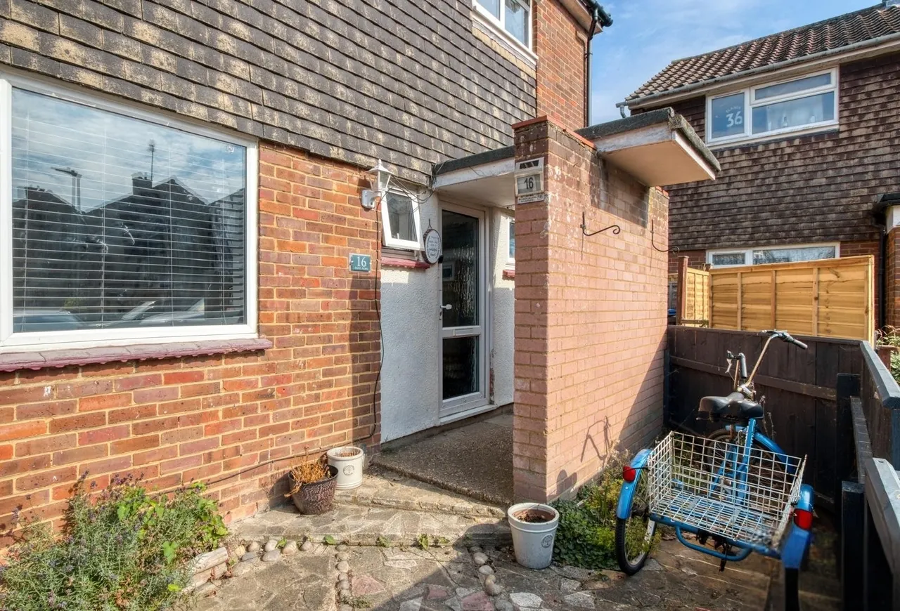 Eight Acres, Tring, HP23, photo 12