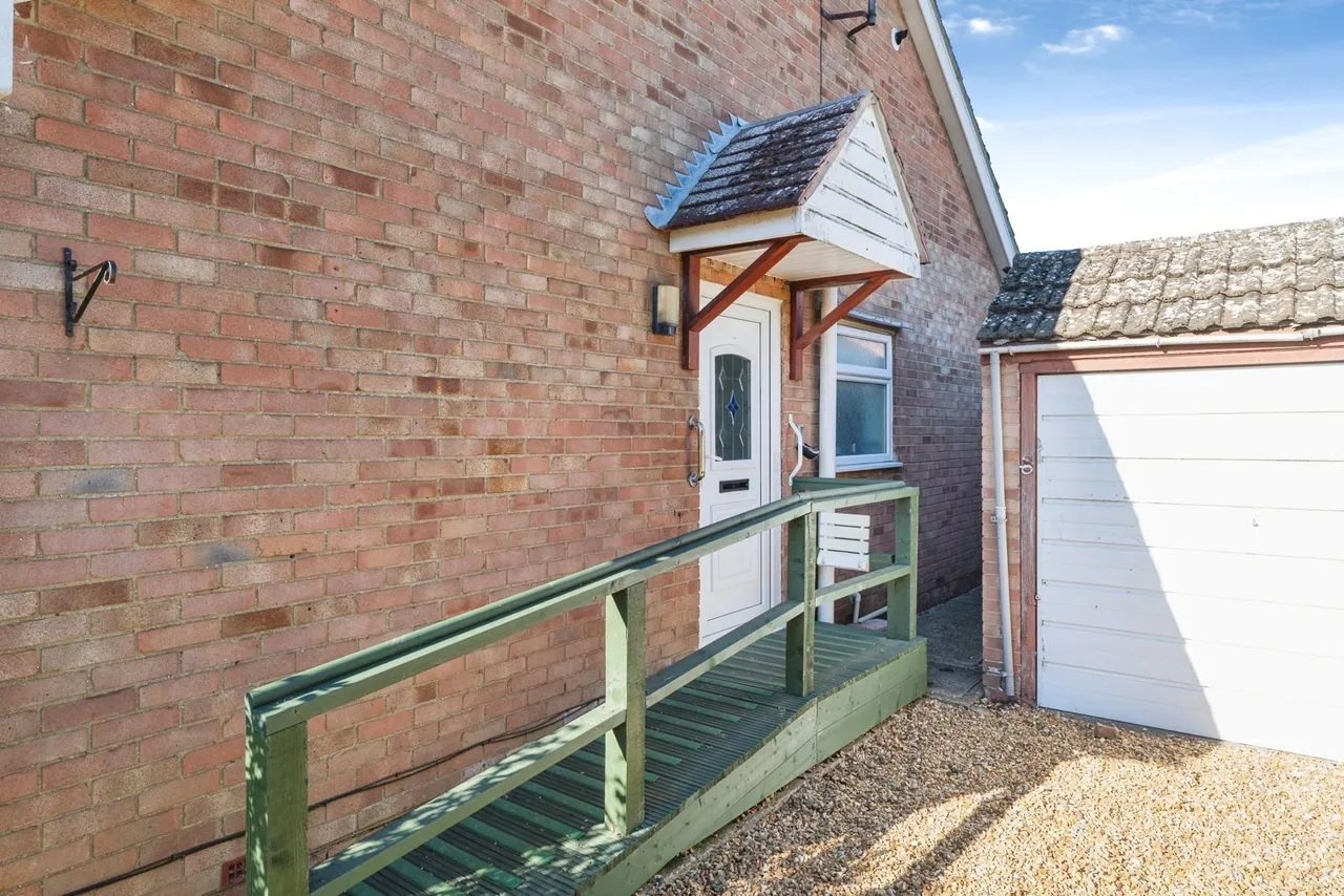Youngman Close, Histon, CB24, photo 2