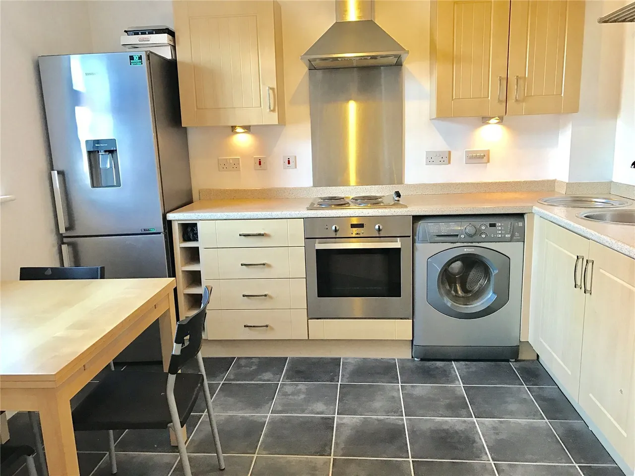 Oakcliffe Road, Manchester, Greater Manchester, M23, photo 3