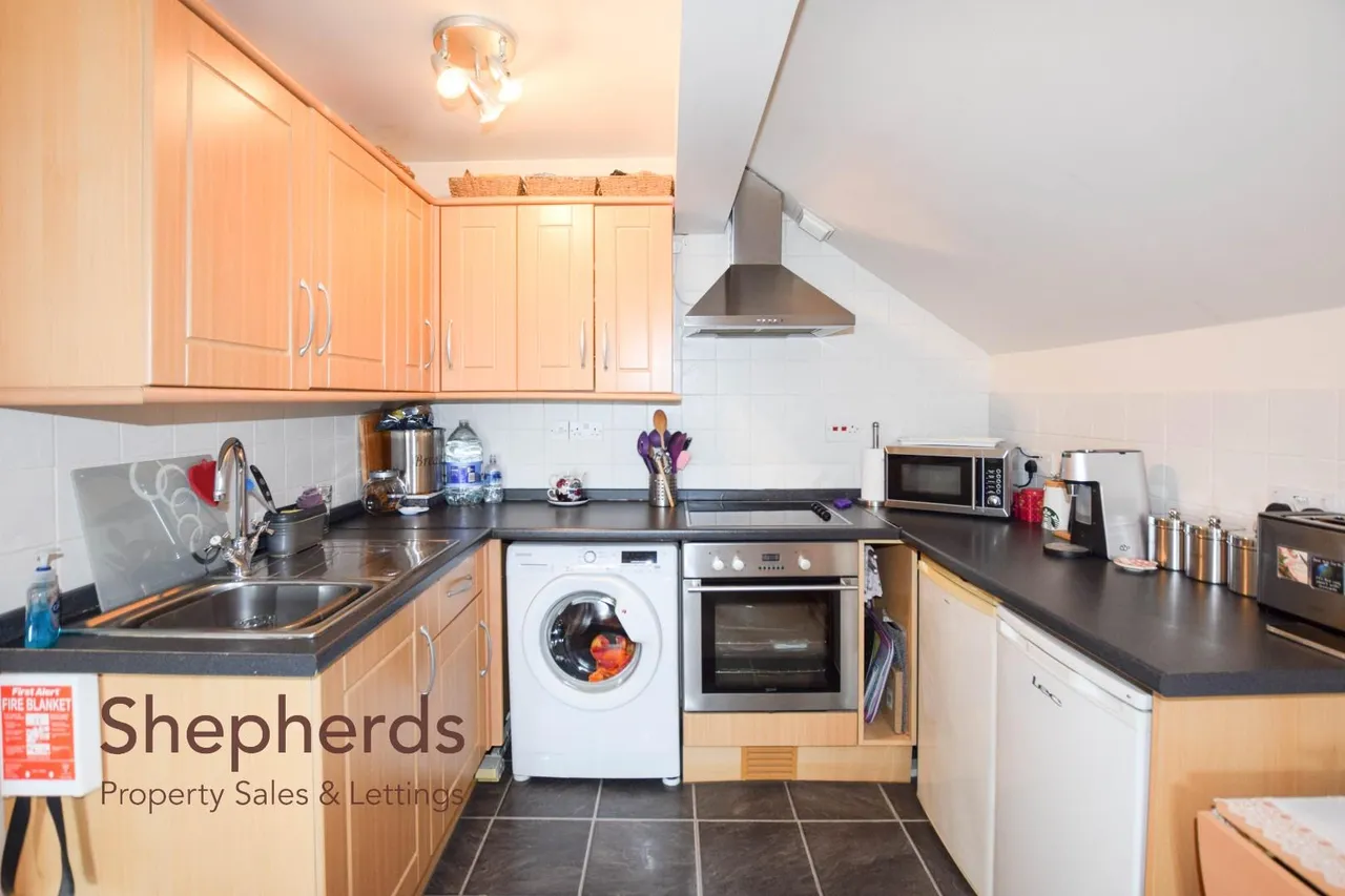 Turners Hill, Cheshunt, EN8, photo 4