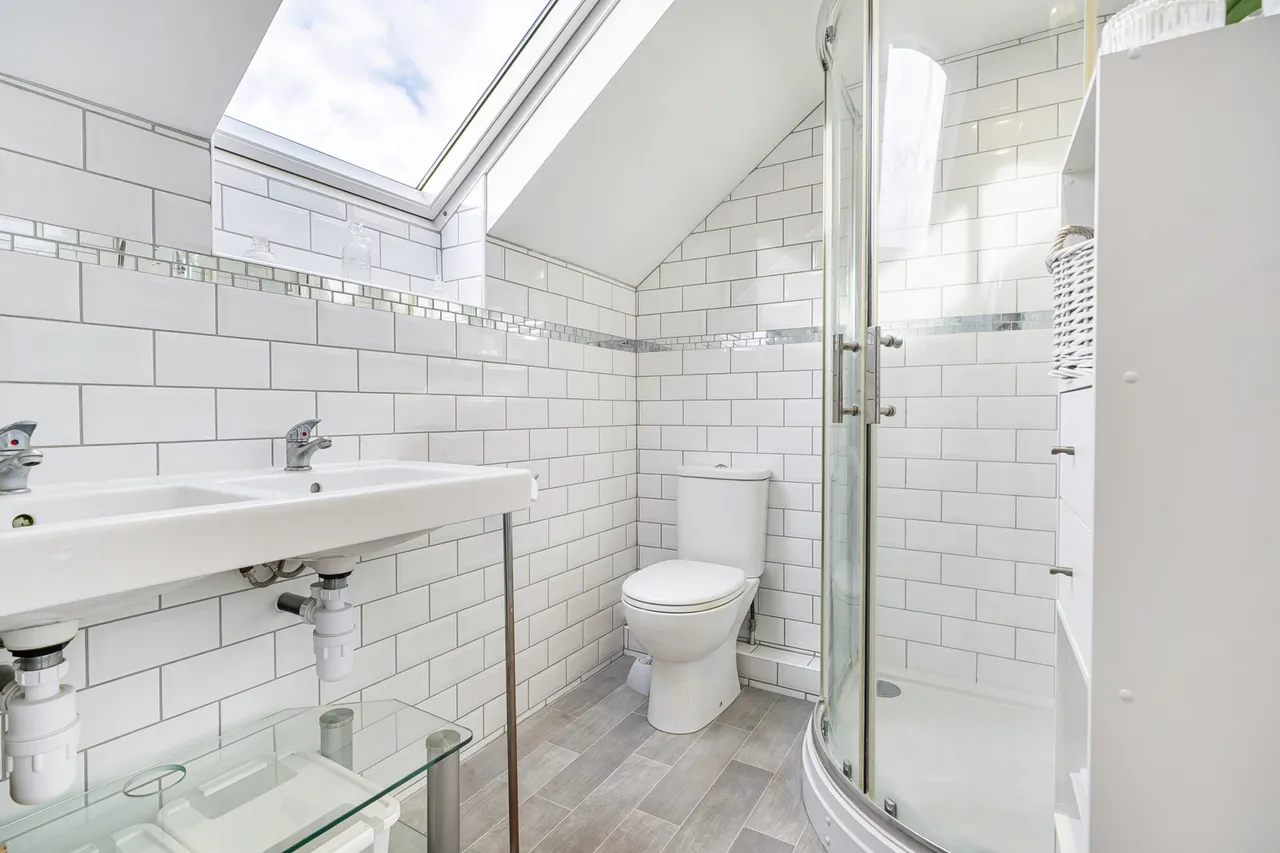 Ashley Close, Pinner, HA5, photo 9