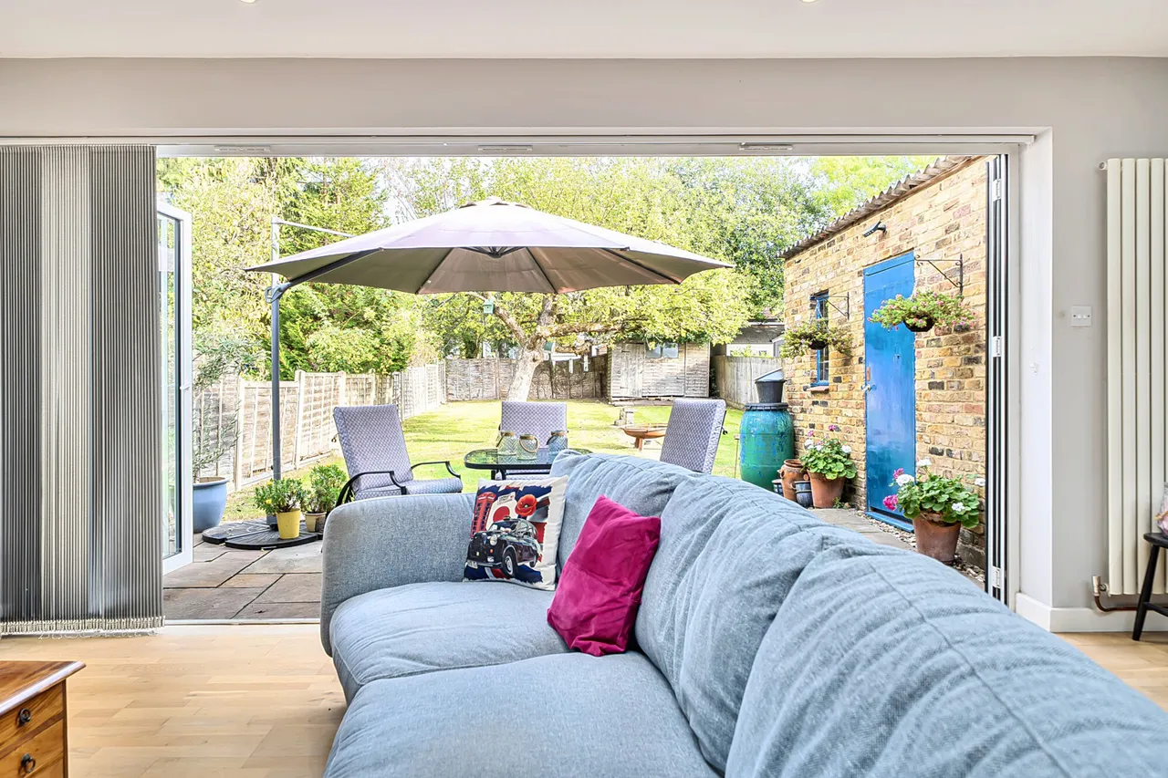 Ashley Close, Pinner, HA5, photo 6