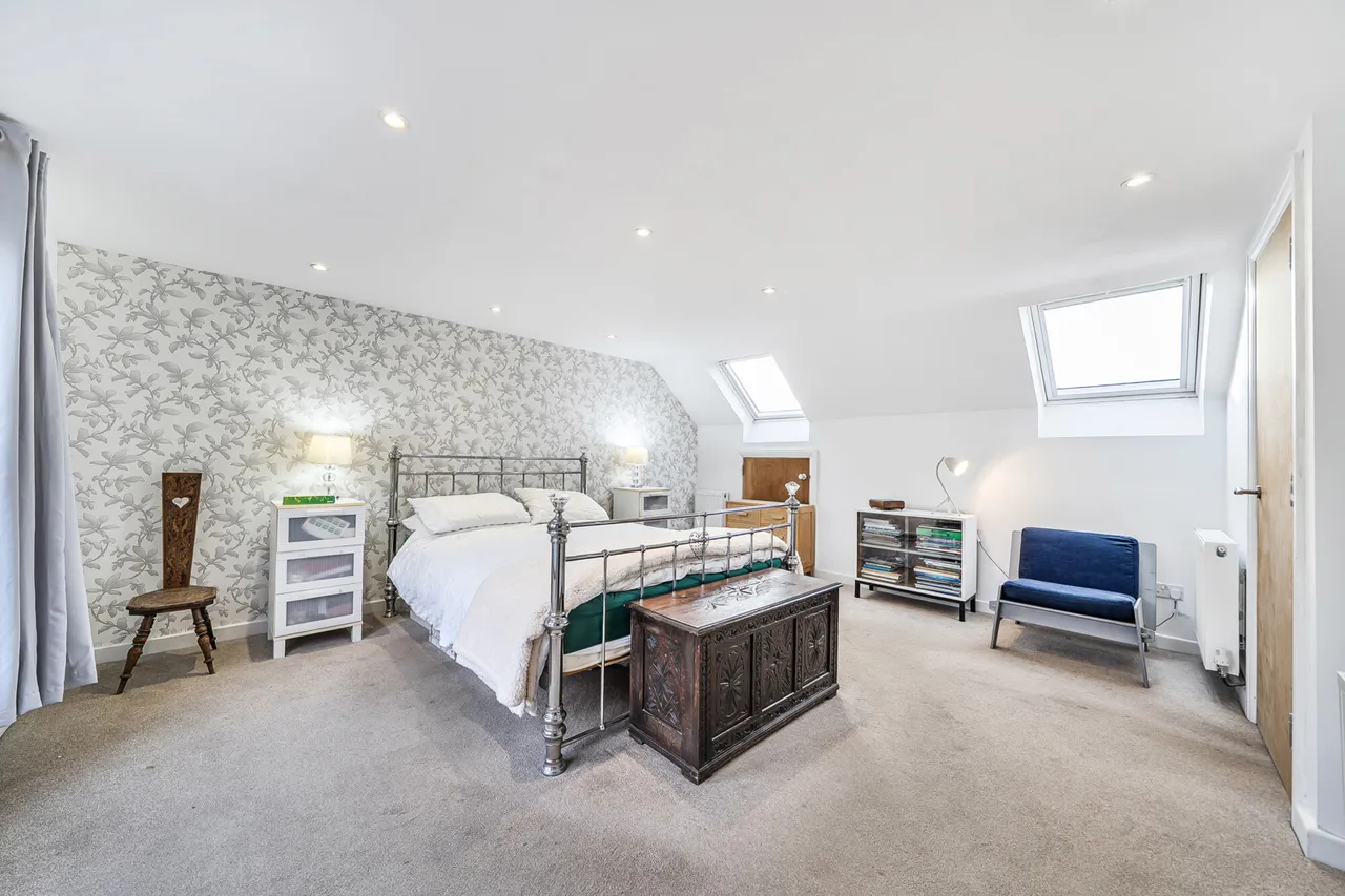 Ashley Close, Pinner, HA5, photo 8