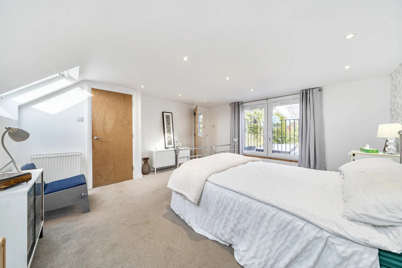 Ashley Close, Pinner, HA5, photo 13