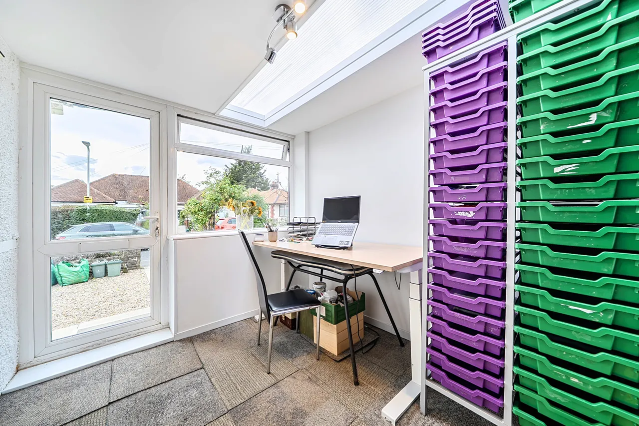 Ashley Close, Pinner, HA5, photo 17