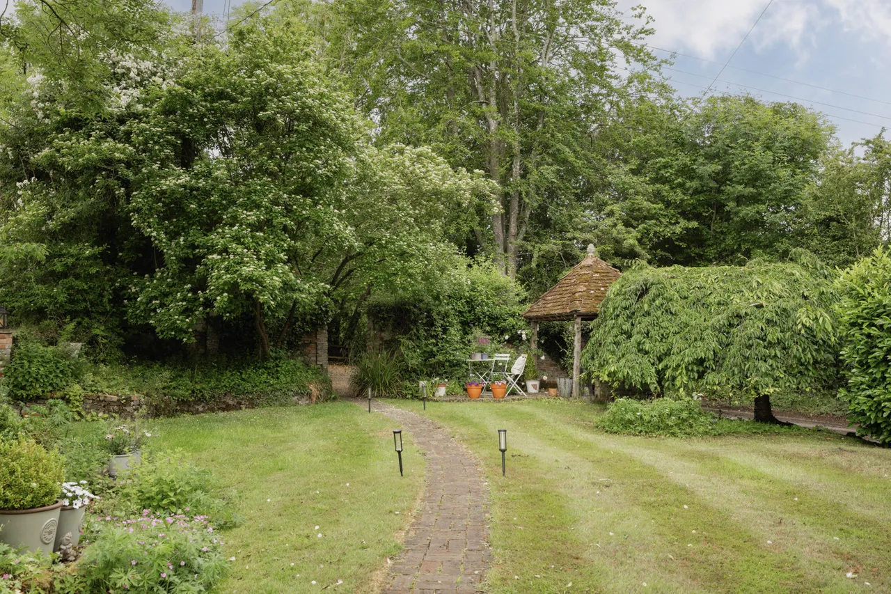 Low Road, Bunwell, NR16, photo 28
