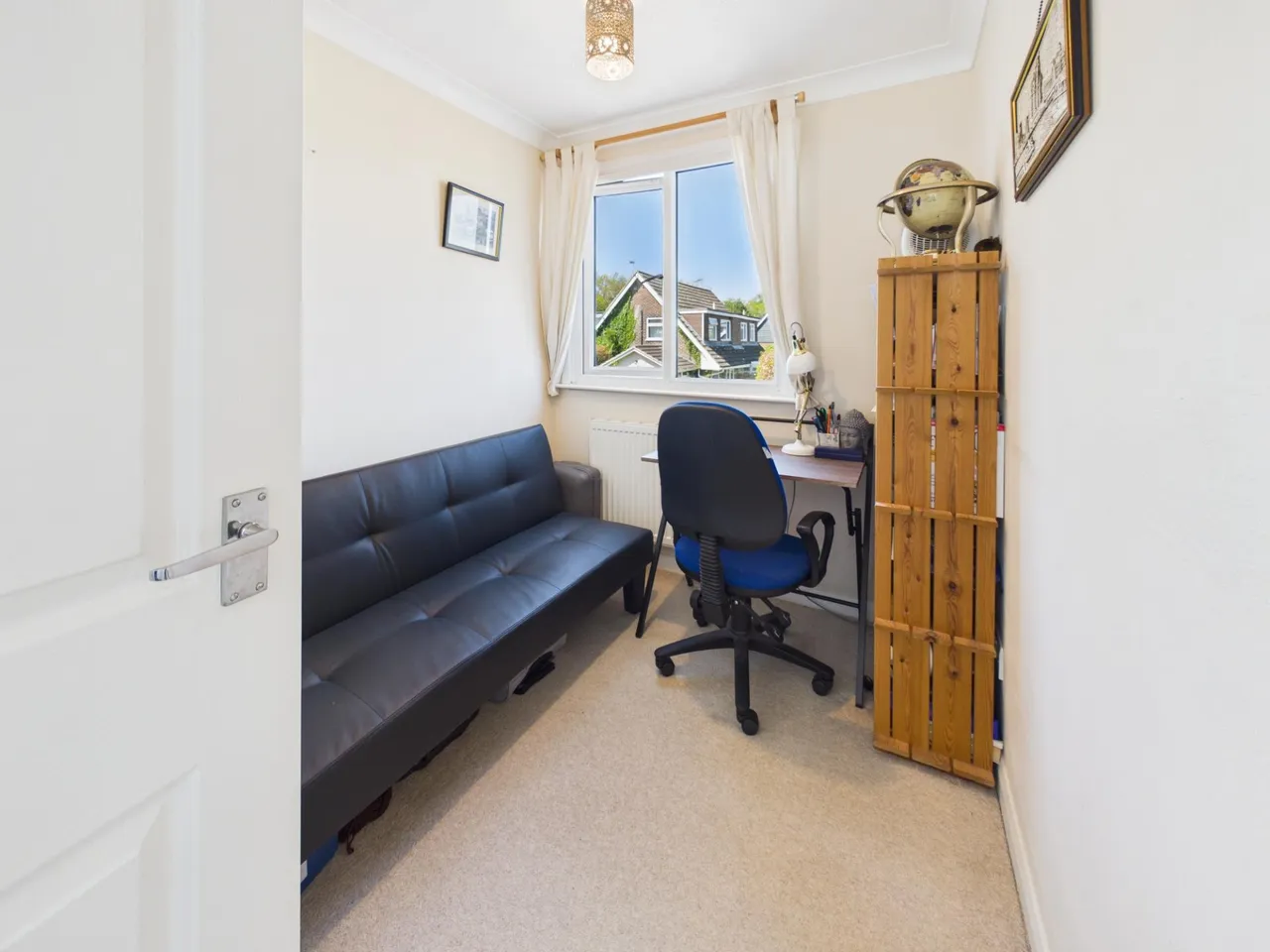 Longbridge Road, Bramley, RG26, photo 7