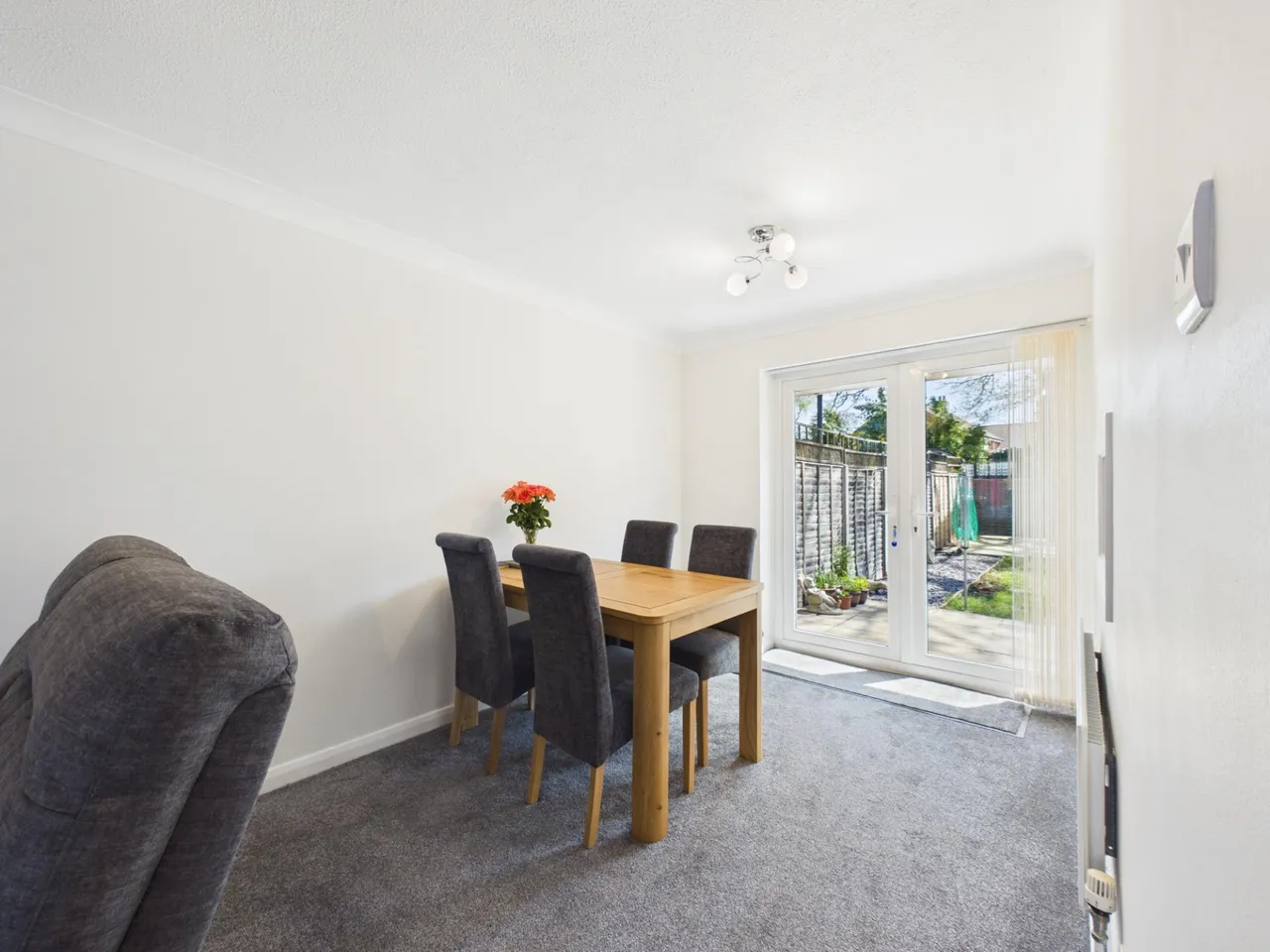 Longbridge Road, Bramley, RG26, photo 4