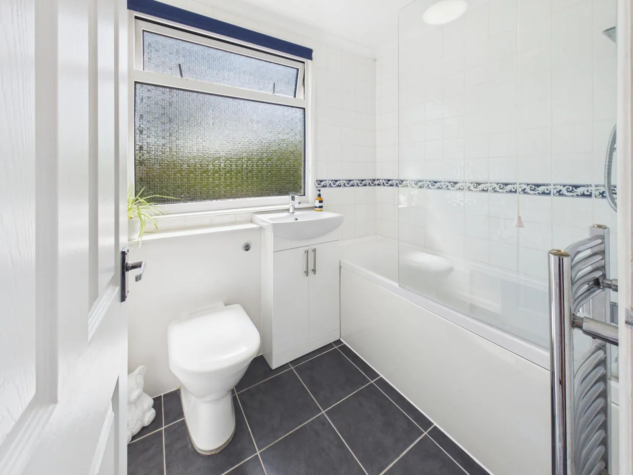 Longbridge Road, Bramley, RG26, photo 10