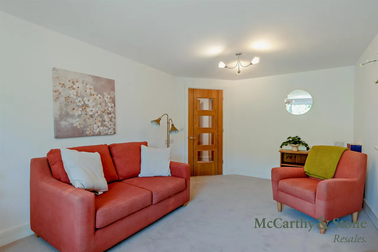 Penlee Close, Edenbridge, TN8, photo 8