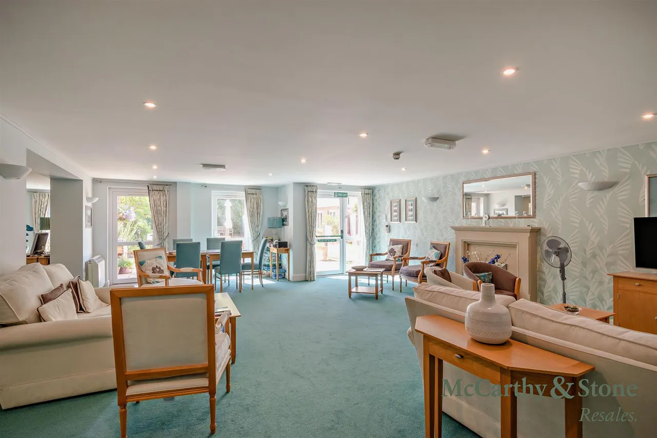 Penlee Close, Edenbridge, TN8, photo 23