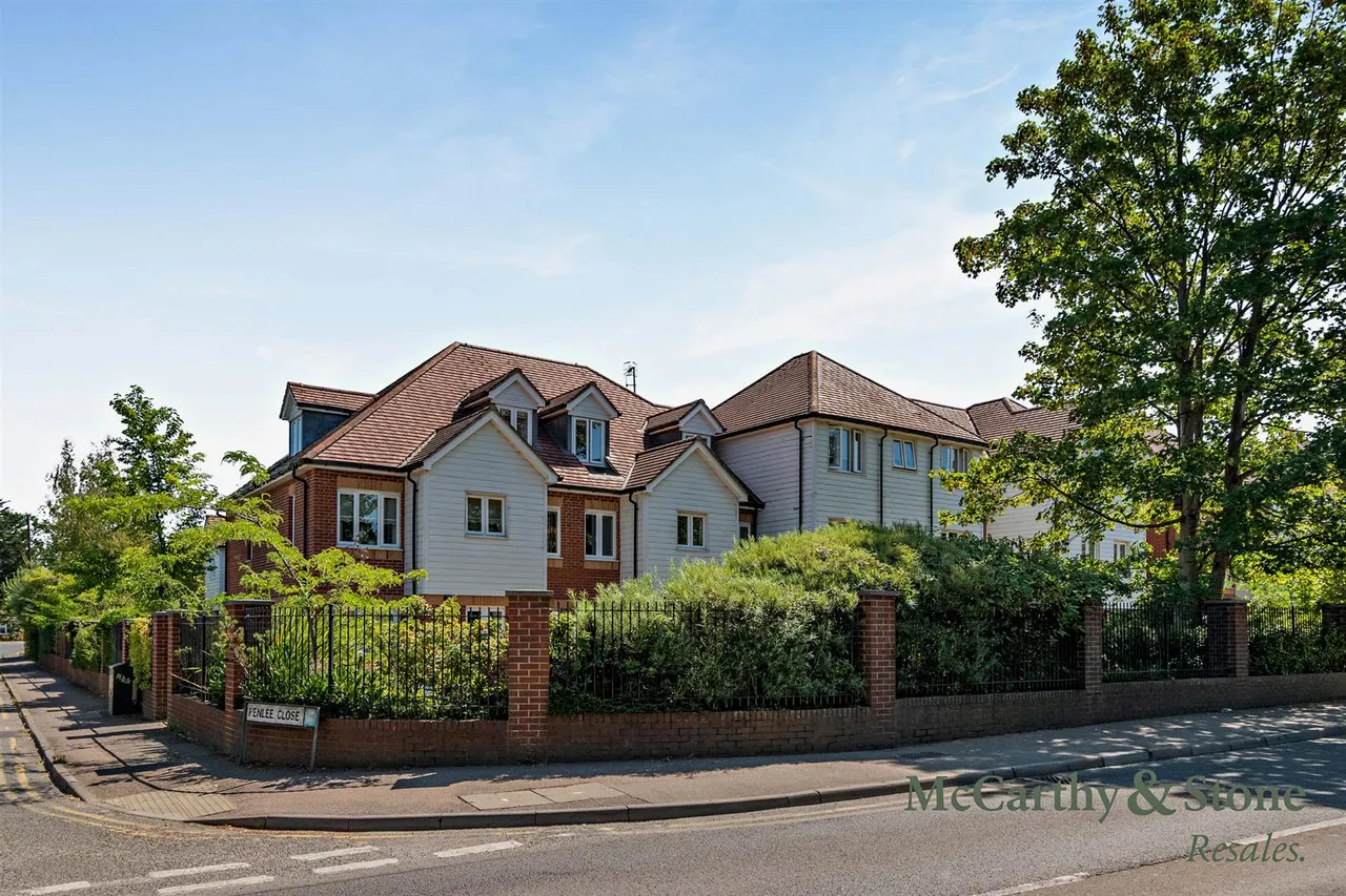 Penlee Close, Edenbridge, TN8, photo 26