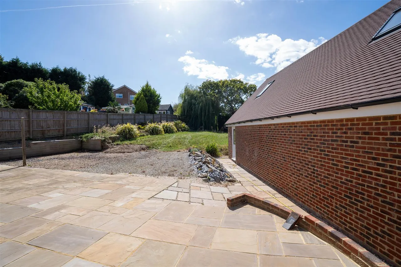 Westerleigh Close, St. Leonards-On-Sea, photo 29
