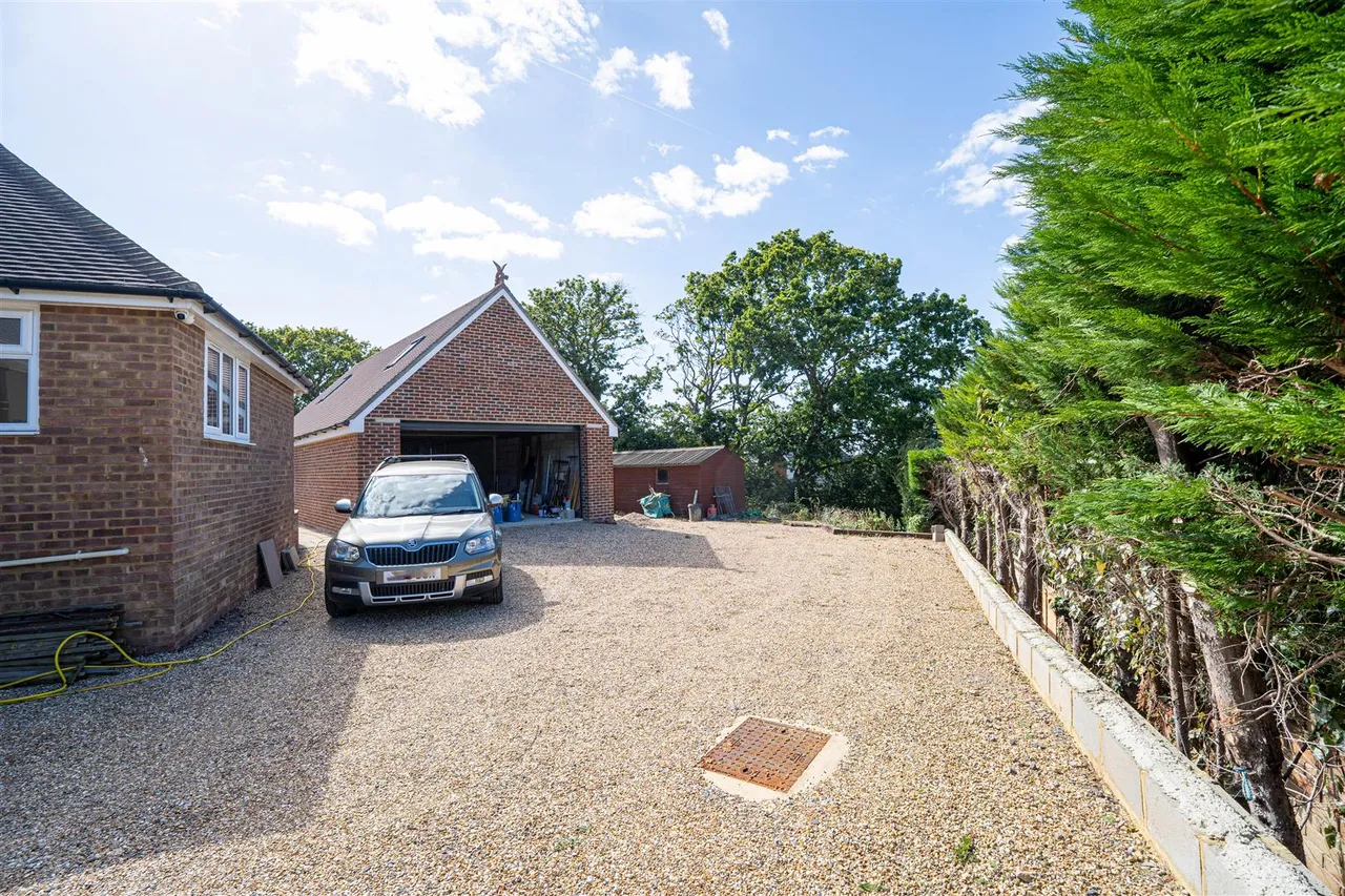 Westerleigh Close, St. Leonards-On-Sea, photo 32
