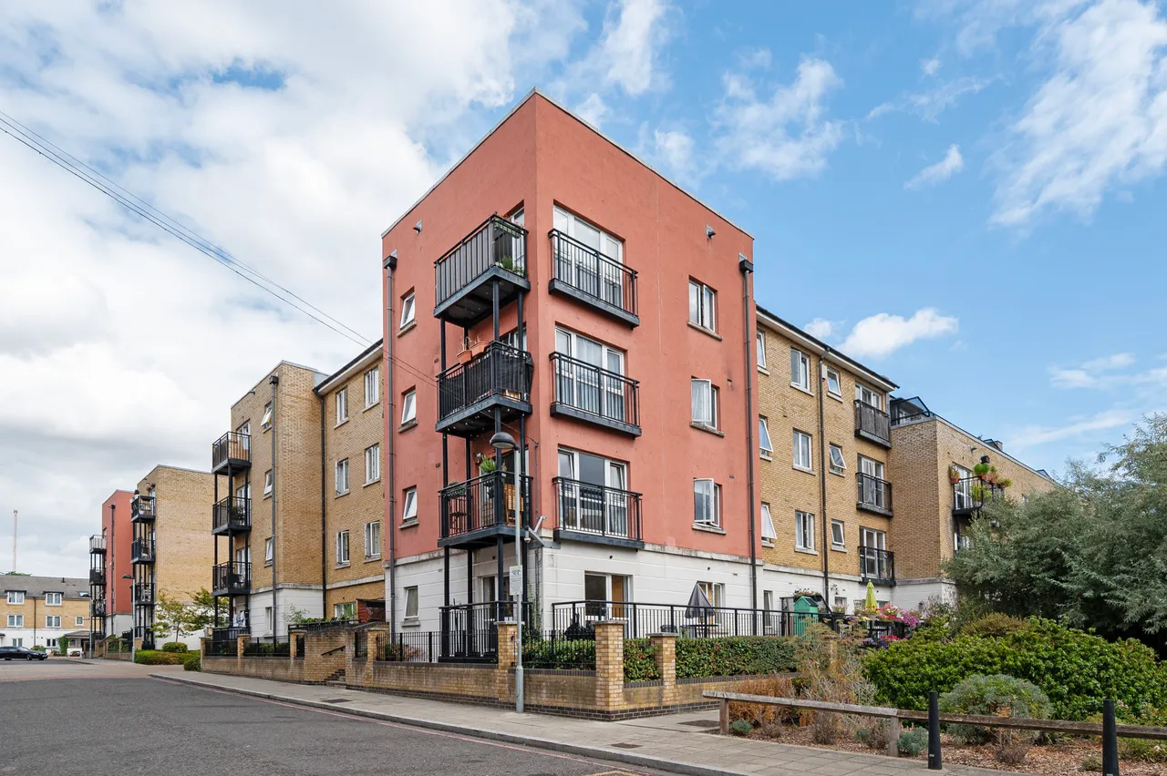 16 Tramway Court, 3 Candle Street, London, photo 12