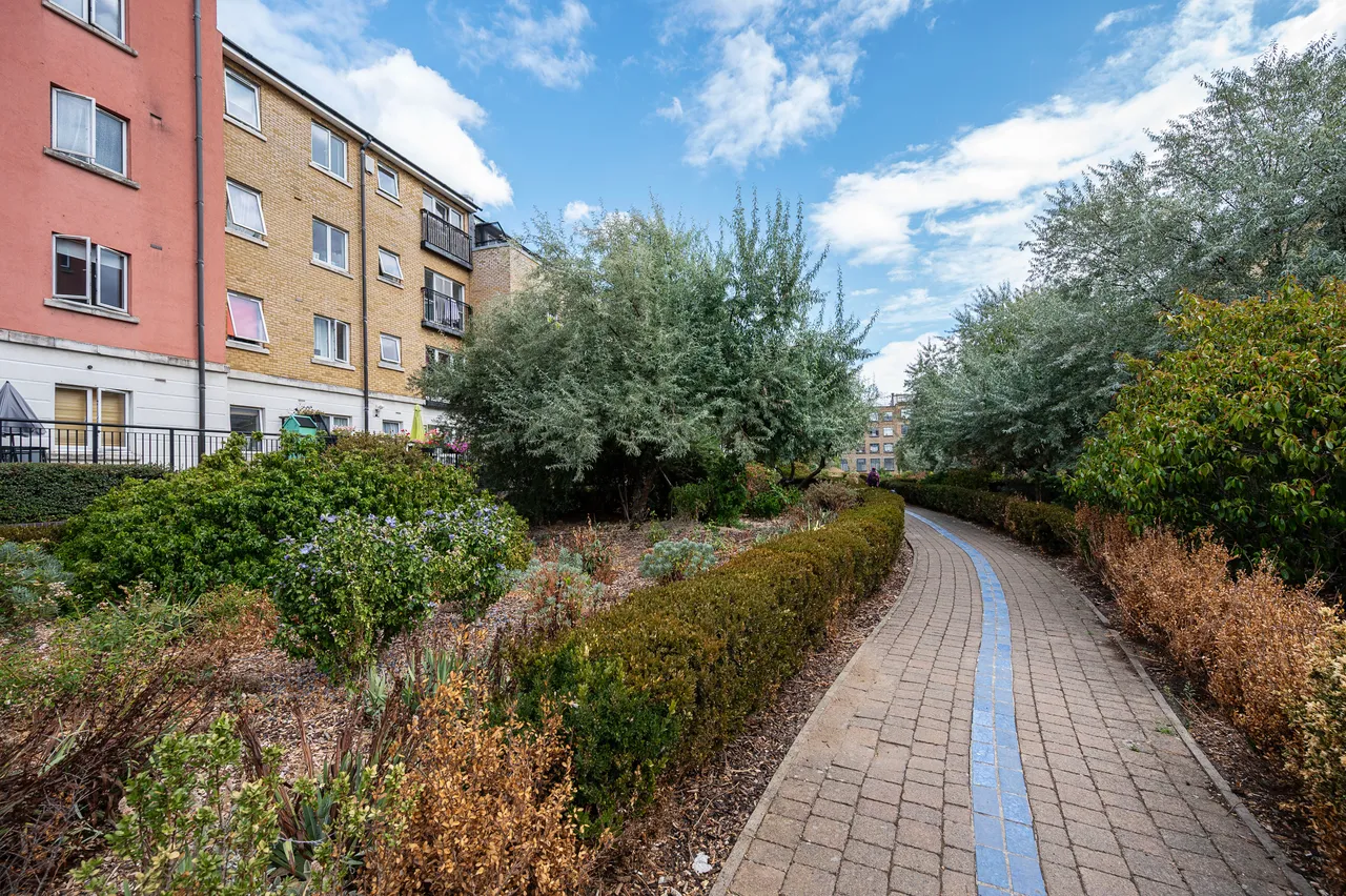 16 Tramway Court, 3 Candle Street, London, photo 11