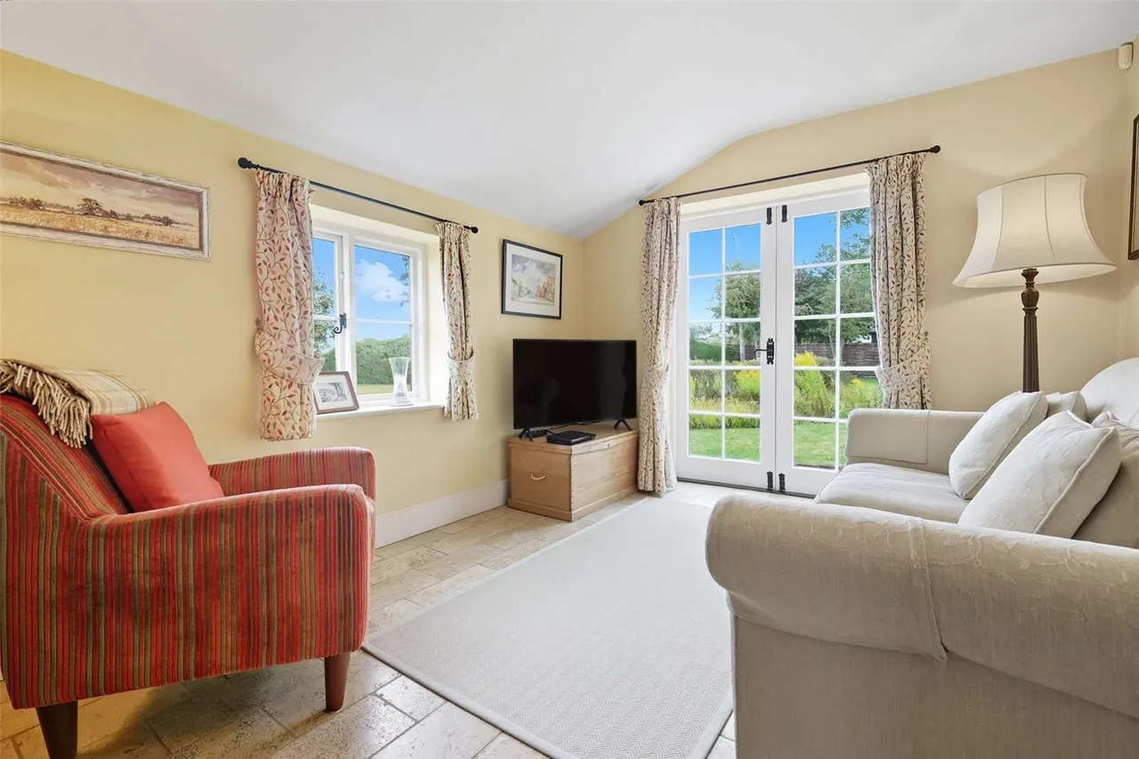 Fanners Green, Great Waltham, Chelmsford, CM3 1EA, photo 6