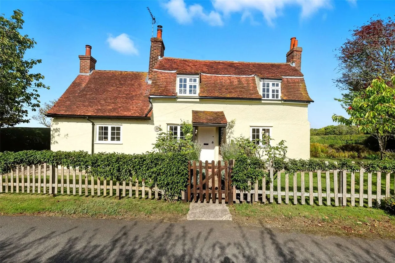 3 bed house for sale — Fanners Green, Great Waltham, Chelmsford, CM3 1EA