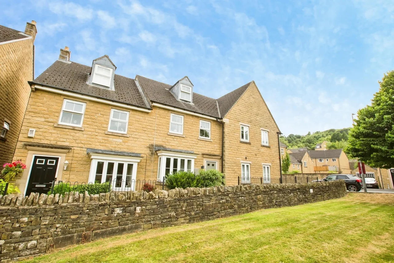 4 bed house for sale — Maltings Road, Halifax, West Yorkshire, HX2