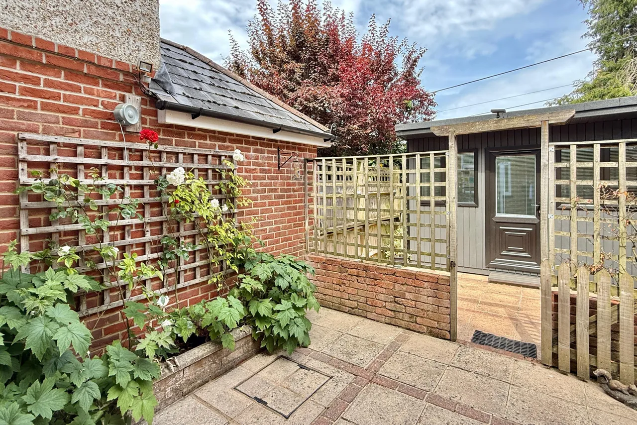 Post Office Lane, St. Ives, BH24, photo 18