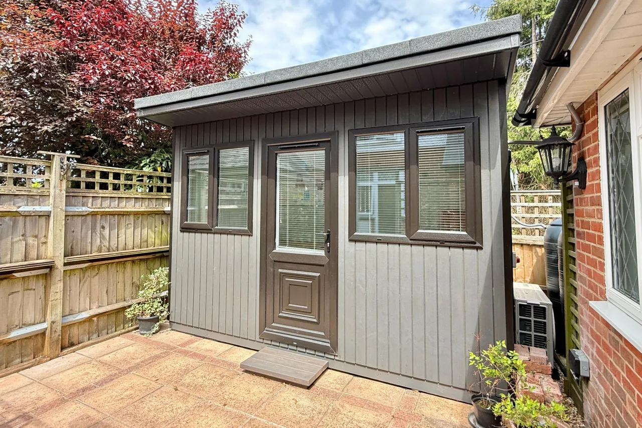 Post Office Lane, St. Ives, BH24, photo 12