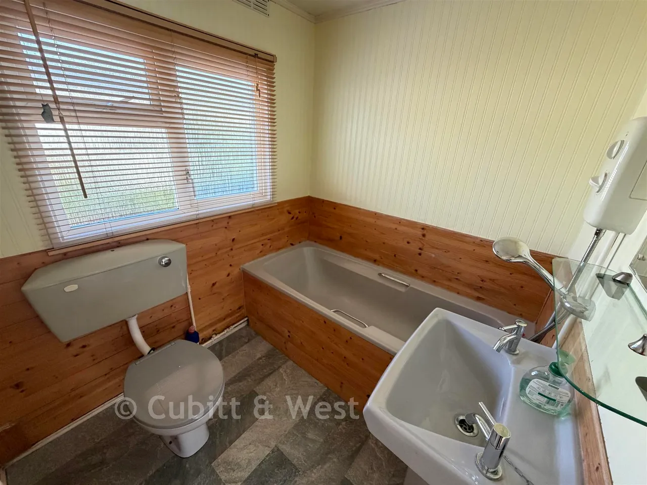 Durford Road, Petersfield, GU31, photo 8
