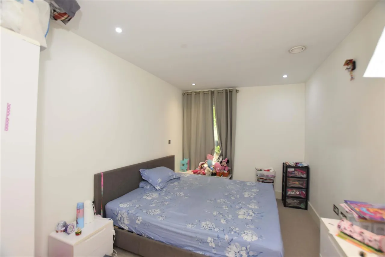Engineers Way, Wembley, HA9, photo 8