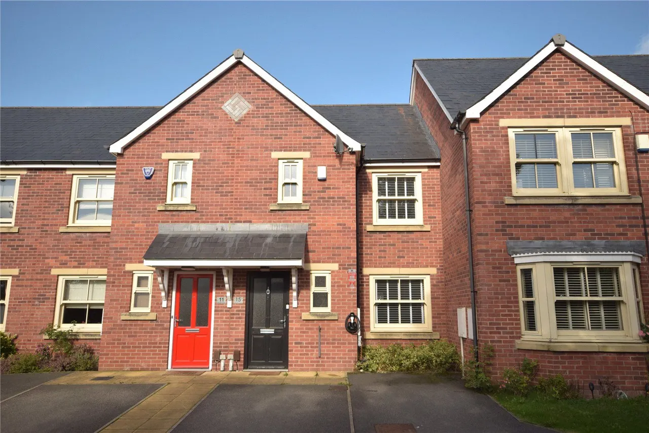 2 bed house for sale, Oak Park Terrace, Leeds, LS16