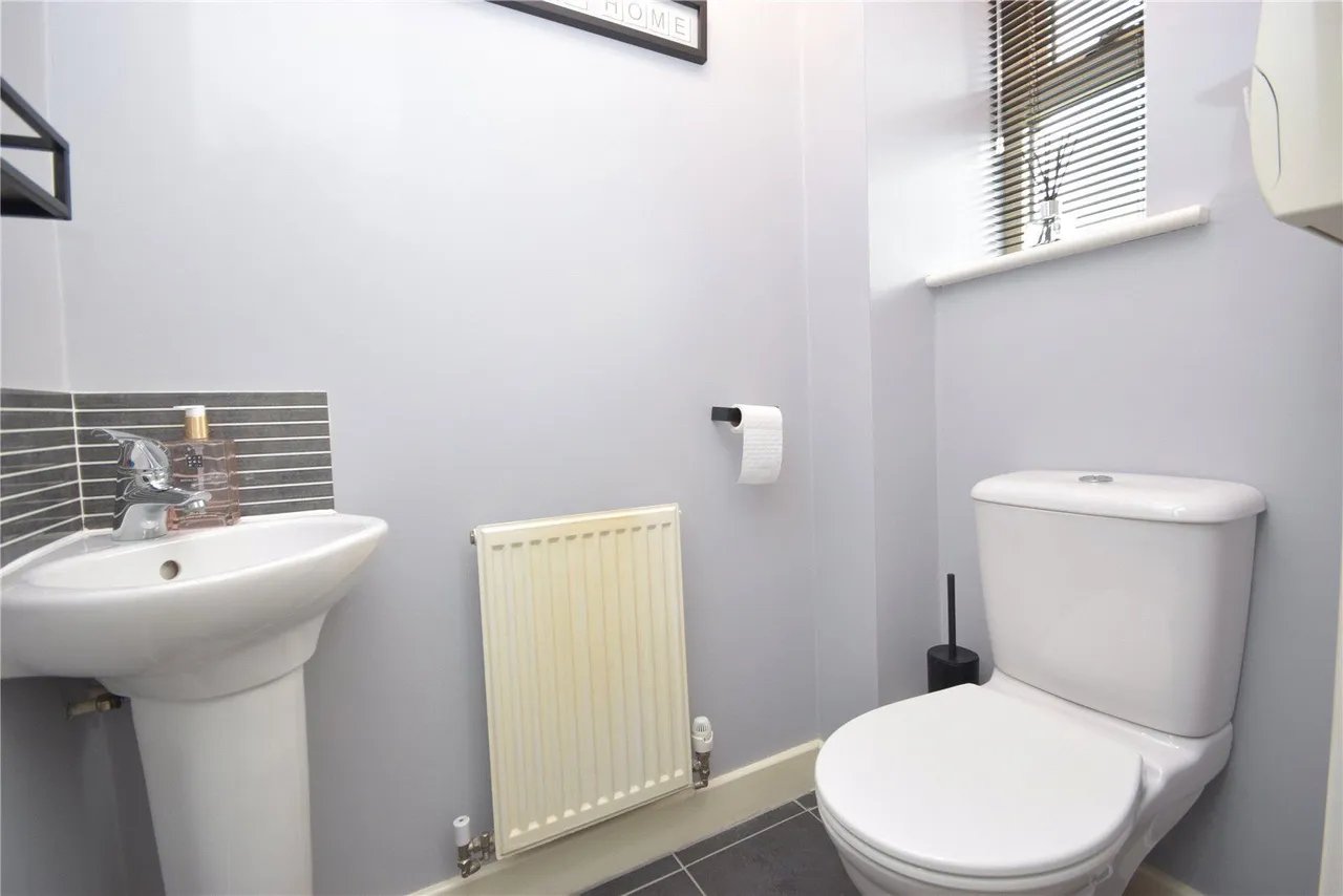 Oak Park Terrace, Leeds, LS16, photo 12