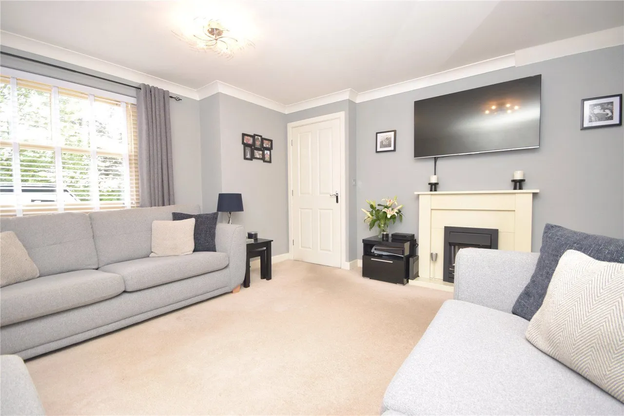 Oak Park Terrace, Leeds, LS16, photo 4