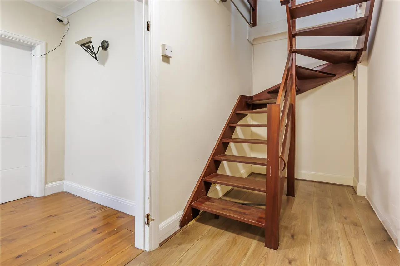 Chingford Avenue, Chingford, E4 6RF, photo 15