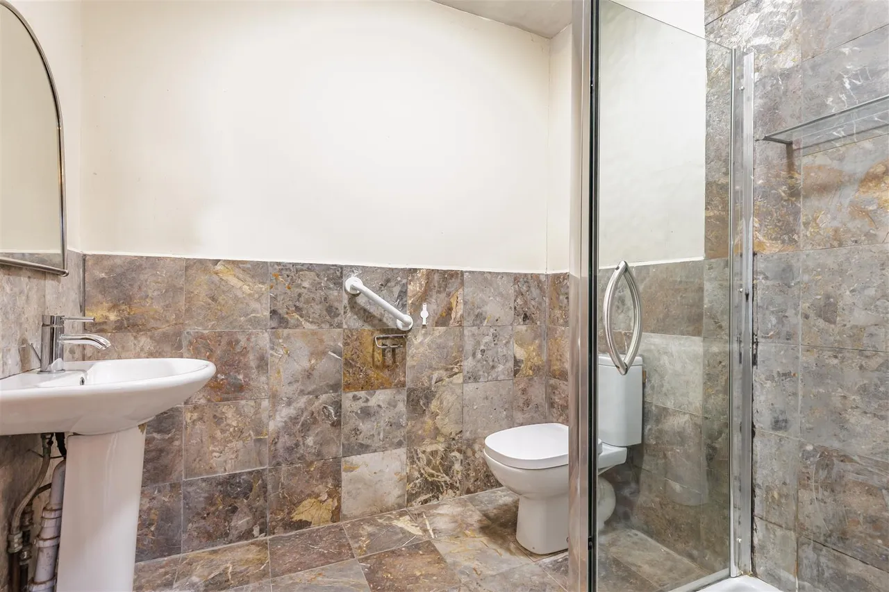 Chingford Avenue, Chingford, E4 6RF, photo 9