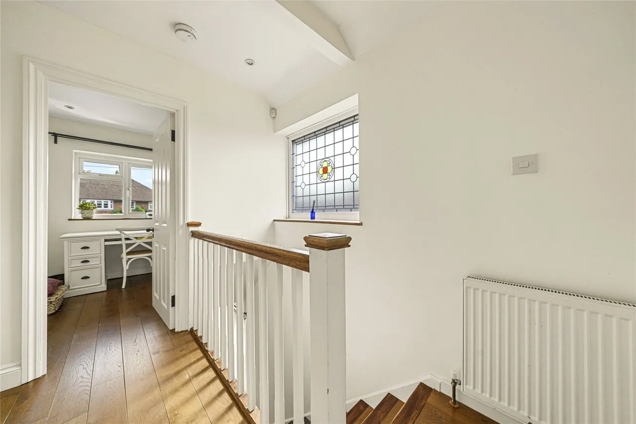 Langbourne Way, Claygate, KT10, photo 10