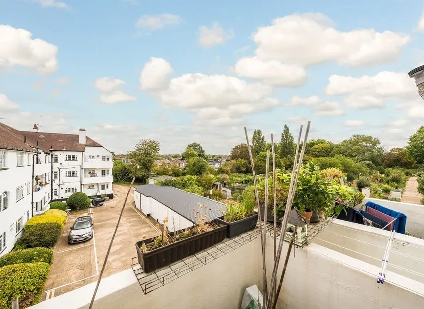Chertsey Road, Twickenham, TW1, photo 5